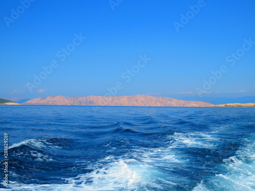 Fototapeta Naklejka Na Ścianę i Meble -  sea and blue sky