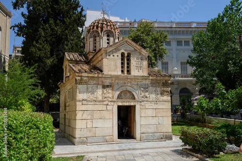 Kapelle des hl Eleutherios in Athen, Griechenland photo