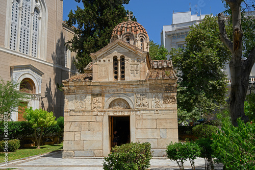 Kapelle des hl Eleutherios in Athen, Griechenland photo