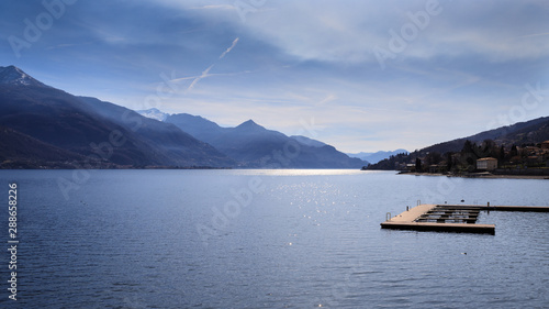 paesaggio del lago di Como da Musso