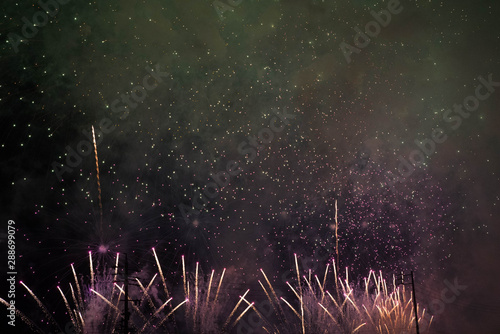 Wallpaper Mural fireworks Torontodigital.ca