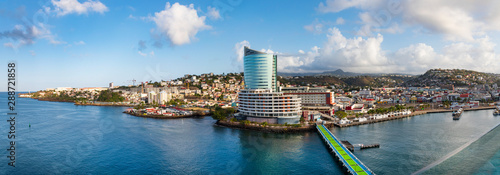 Im Hafen von Fort de France auf der Insel Martinique- ein Panorama
