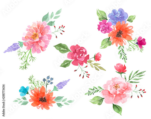 Set of floral bouquets on a white background. watercolor drawings for wedding invitations