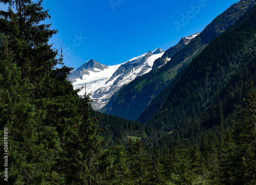 view from Untersulzbach valley towards peak of Mt. Grossvenediger at Hohe Tauern national park, Austria © Chris Peters