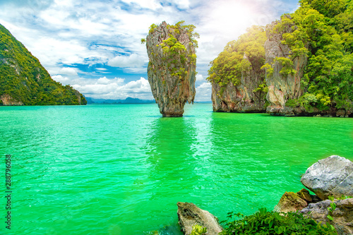 Phuket's famous marine and island attractions and is a popular photo spot for Thailand.