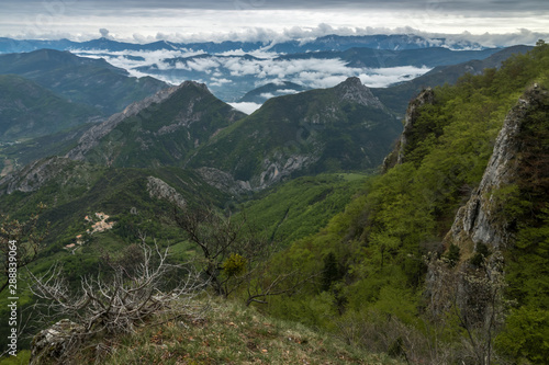 Montagne des Trois Becs , Saillans , Massif du Diois , Drôme photo