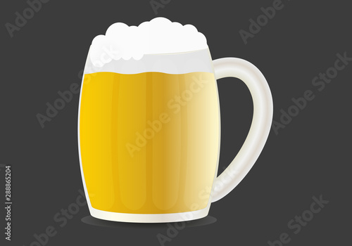 Jarra de cerveza sobre fondo negro.