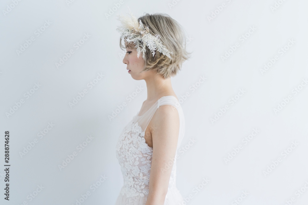 金髪の花嫁