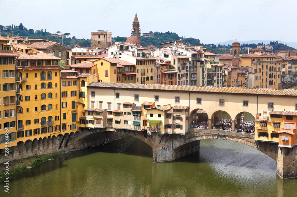 Florence: the Ponte Vecchio in the medieval city