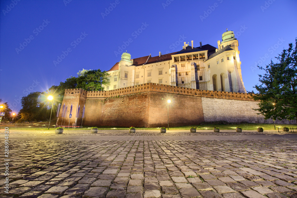 Fototapeta premium Wawel Royal Castle in Krakow