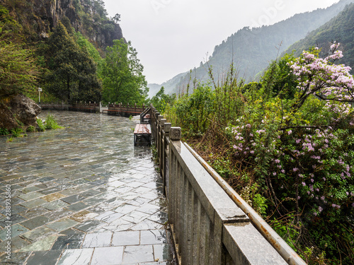 Pathway alongside "Cangshan" mountain near the city of Dali in Yunnan province (China).