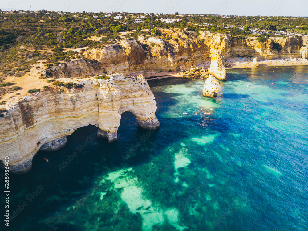 Obraz premium Beau paysage naturel de l'Algarve au Portugal