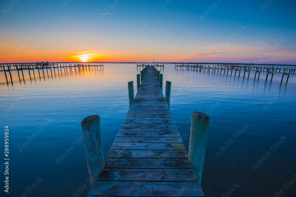 Obraz premium Blue Is The Bay