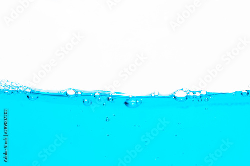 The water surface is ordered according to the wave current used in various graphics