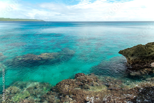 ニューカレドニア ロイヤルティ諸島 マレ島 ノード湾のサンゴ礁
