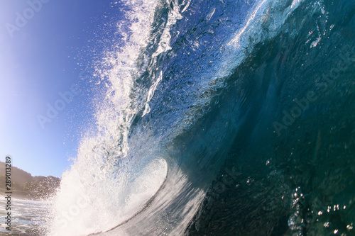perfect close up wave