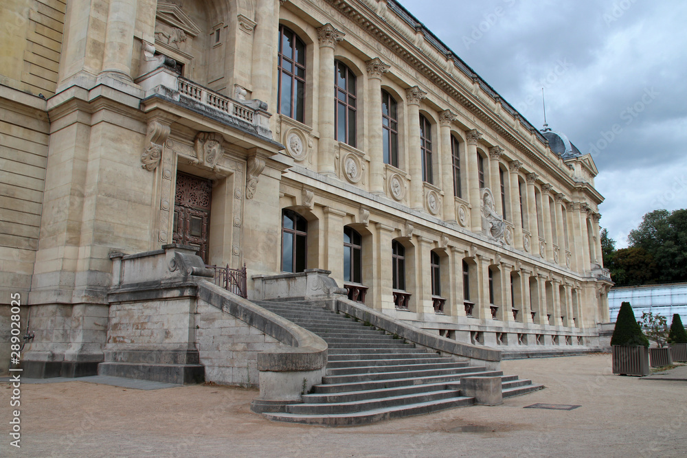 building (science museum) in paris (france)