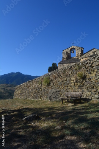 chapelle église en montagne 