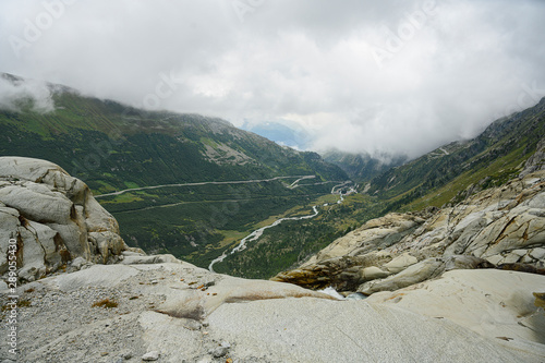 Furkastrasse und Rhone oberhalb von Gletsch, Wallis, Schweiz