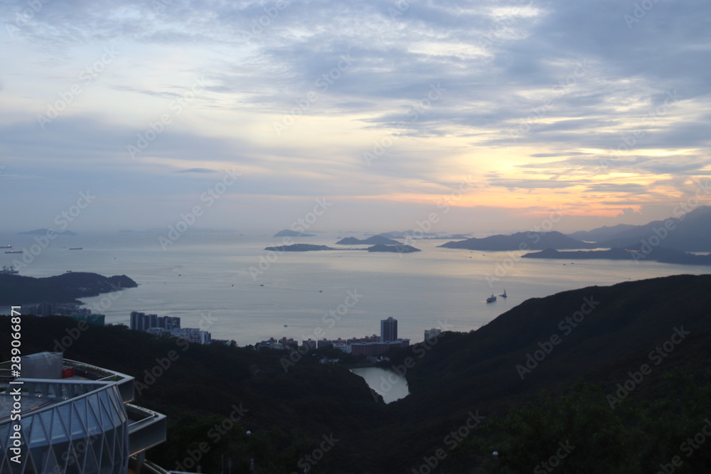 Coucher de soleil sur la baie de Hong Kong