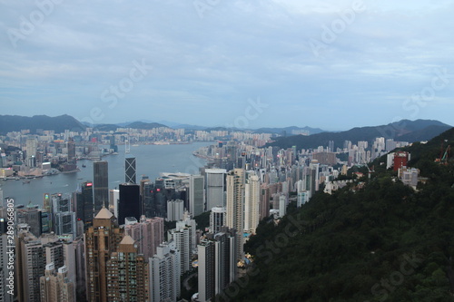 Panorama urbain et baie de Hong Kong 