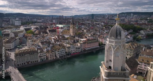Zürich Grossmünster to Saint Peter church traveling - Aerial 4K