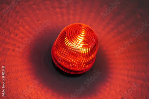 Fotografie, Obraz red light warning lamp known as wigwag wig-wag or red-eye