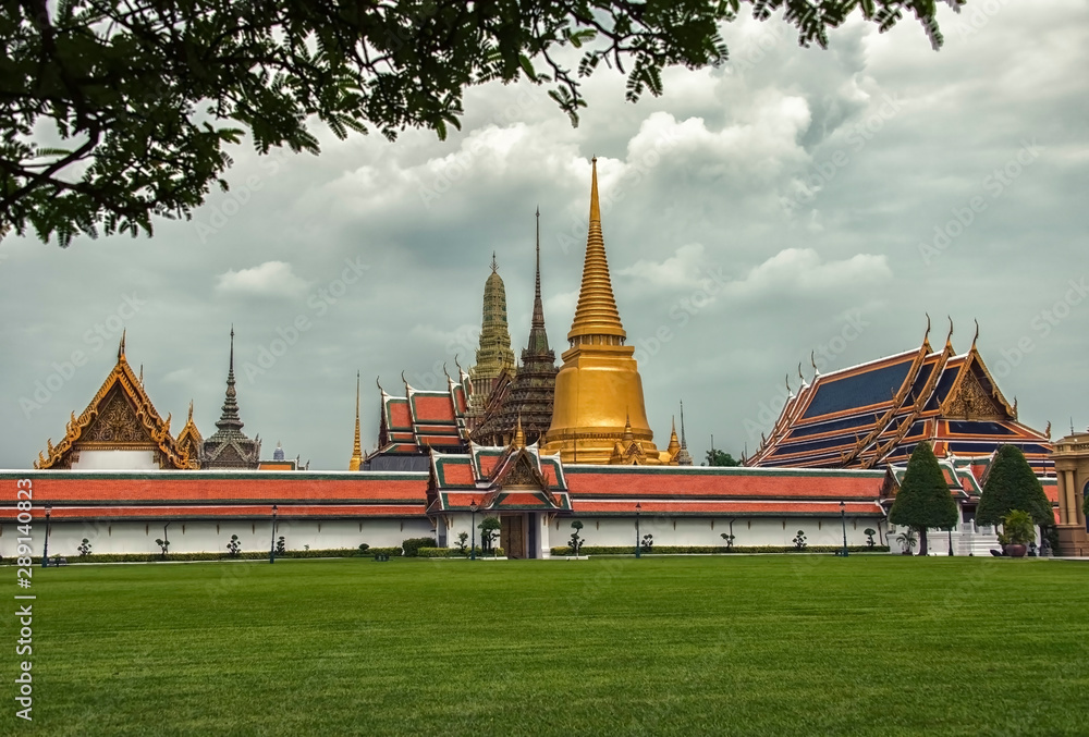 Naklejka premium Grand Palace in Bangkok