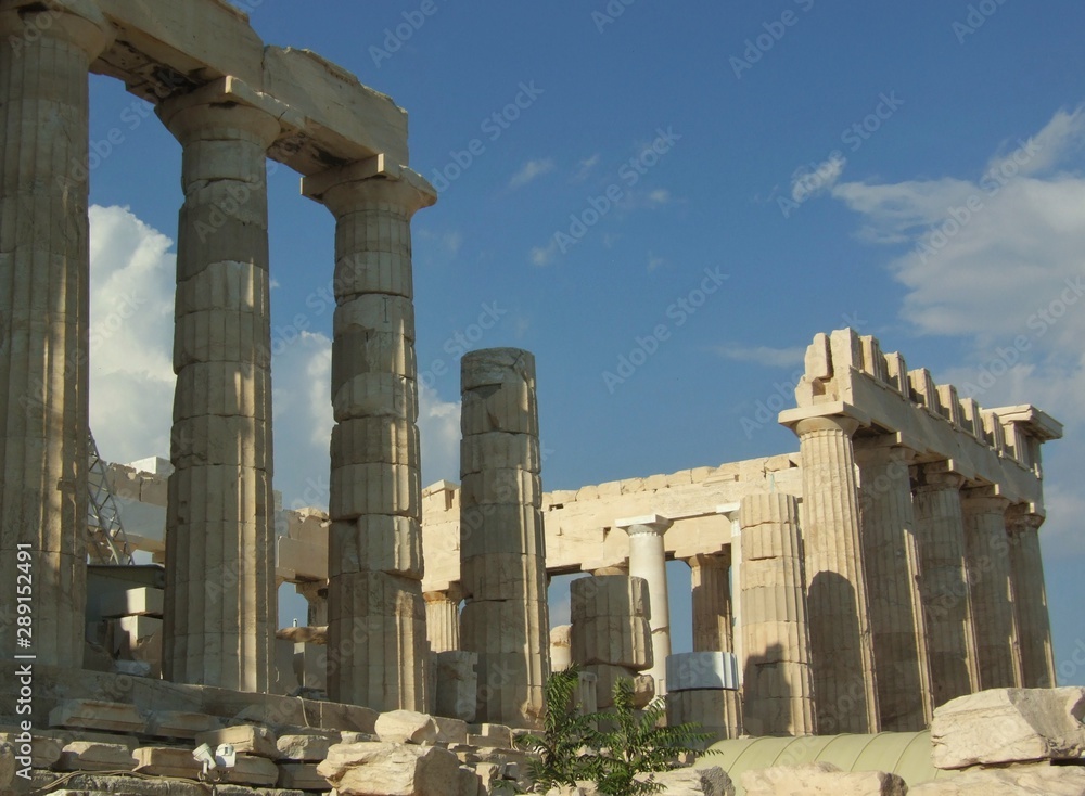 temple of apollo in athens greece