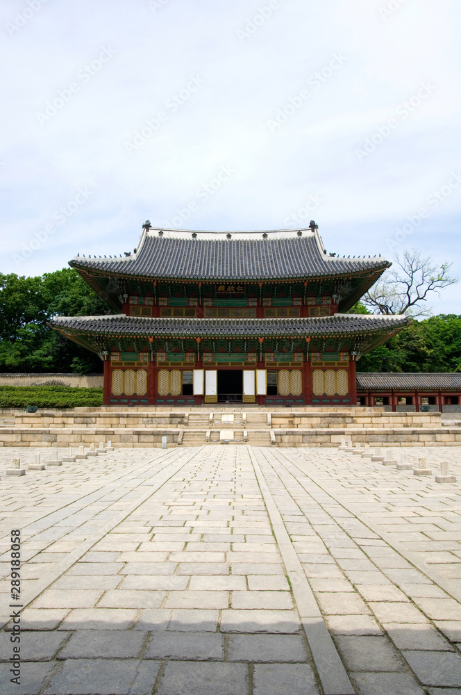 Changdeokgung Palace is the palace of the Joseon Dynasty in Korea. Changdeokgung Palace is the palace of the Joseon Dynasty in Korea.
