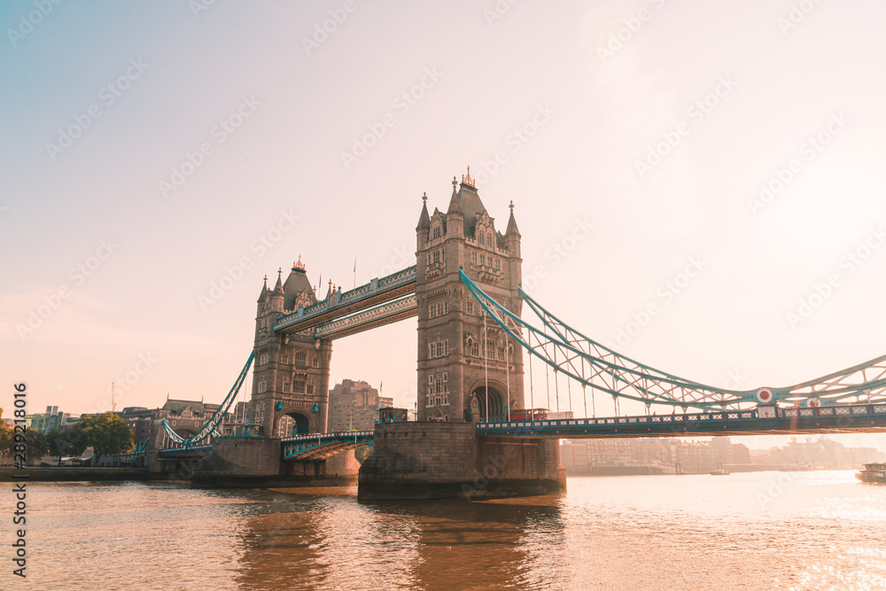 Obraz premium Tower Bridge in London