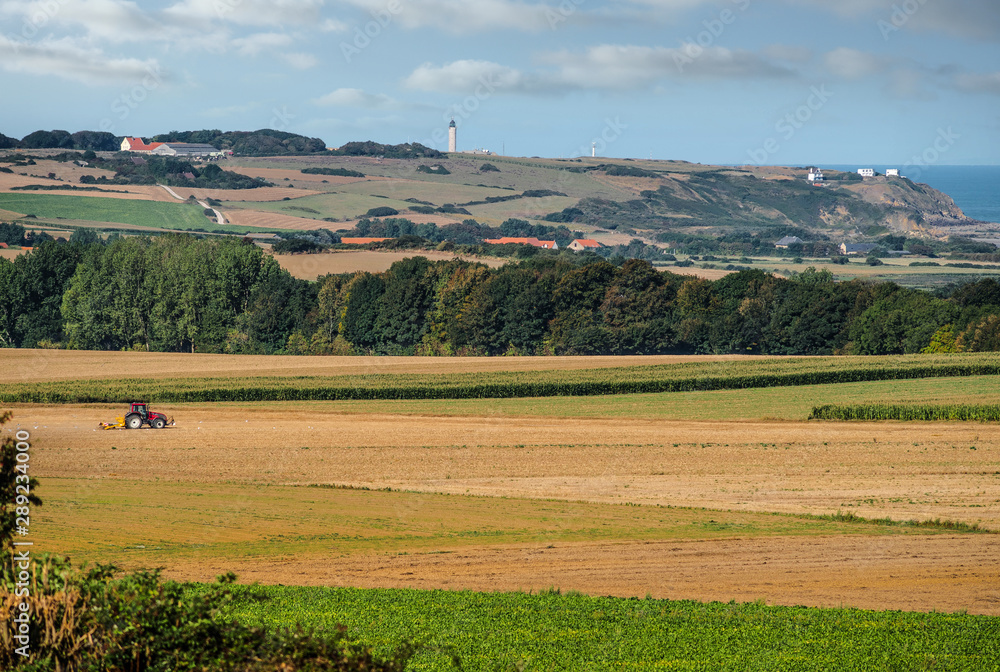 Obraz premium magnificent panorama of the northern coast of France with the view of the cap