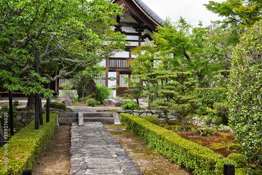 Zen garden of the Tenryu-ji temple, Arashiyama, Kyoto, Japan Zen garden of the Tenryu-ji temple, Arashiyama, Kyoto, Japan