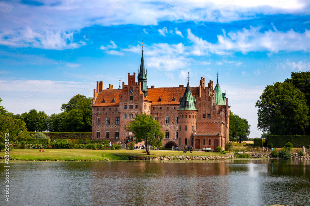 Obraz premium Egeskov castle Denmark