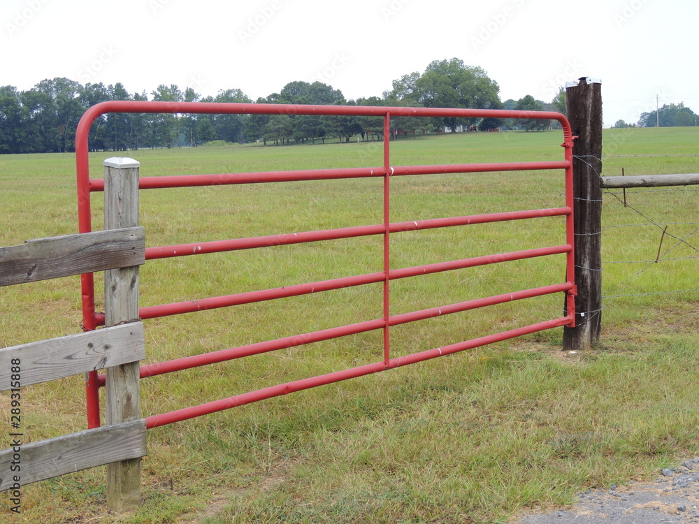 Red pasture gate Red pasture gate