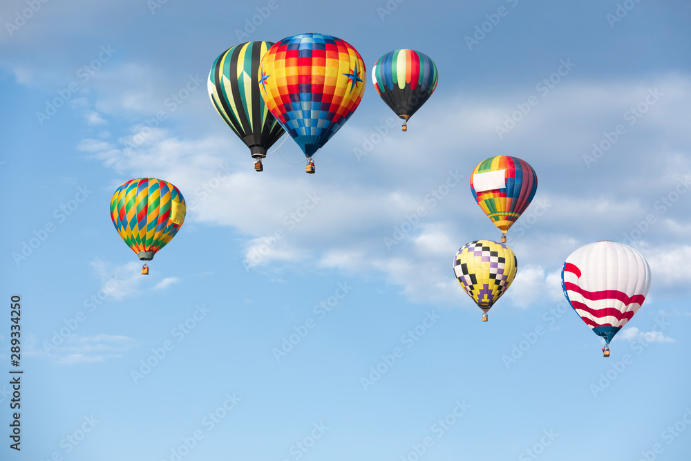 Naklejka premium hot air balloons in the sky