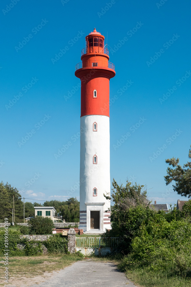 Brighton lighthouse, bay of the Somme Brighton lighthouse, bay of the Somme