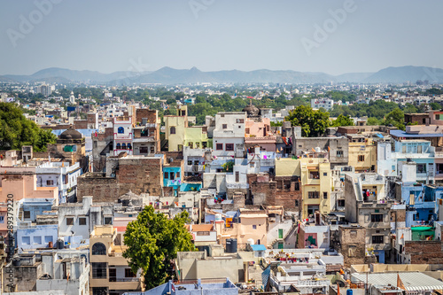 City view from the heights of the citadelle of Udaipur © Antoine