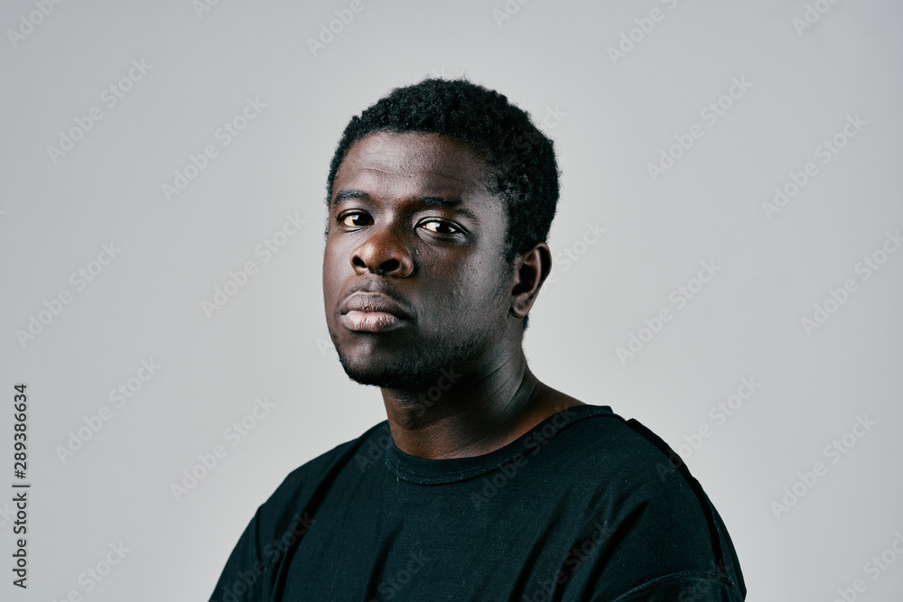 Obraz premium portrait of a young man isolated on white background