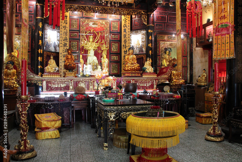 chinese temple (Leong San See Temple)  in singapore 
