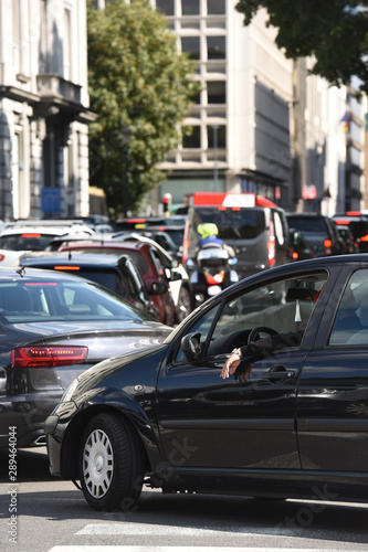 embouteillage circulation trafic environnement pollution carbone mobilité auto © JeanLuc