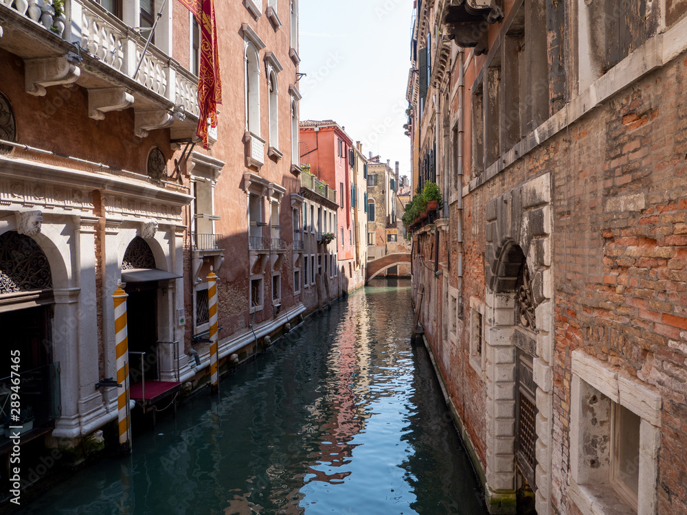 Wasserstraße in Venedig