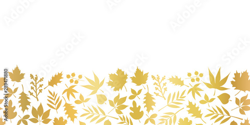 Gold foil leaves seamless vector border. Foliage nature leaf elements repeating banner. Metallic golden floral design for elegant backdrops, invitation, wedding, celebration, cards, decor, autumn