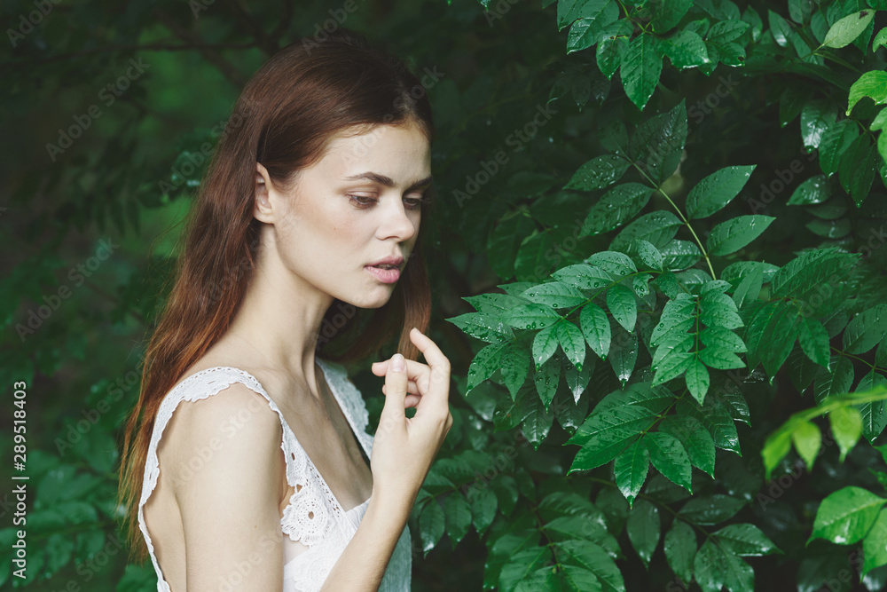 Pretty woman green leaves Pretty woman green leaves