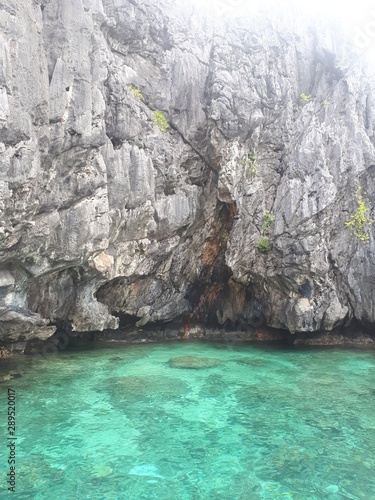 Playas y aguas cristalinas en El Nido, Filipinas