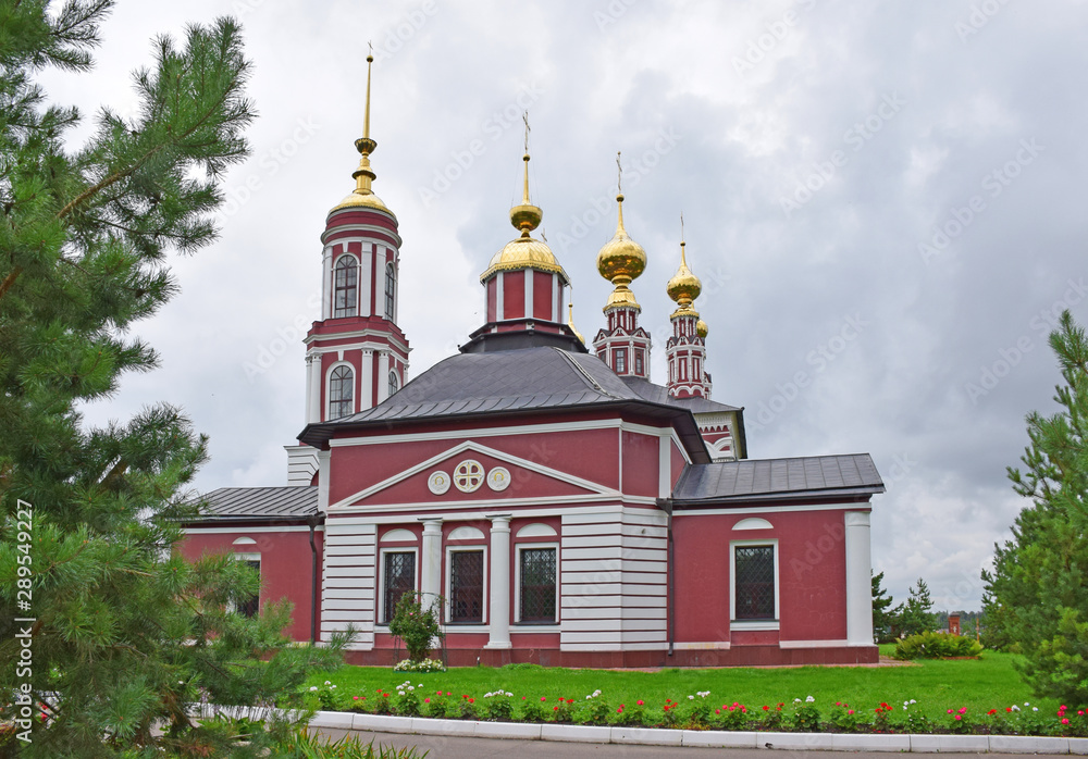 The Church of Michael the Archangel in Mikhailovskaya was built in 1769, and 35 years later thanks to donations of parishioners there was a bell tower in the style of classicism. Suzdal, Russia, Augus