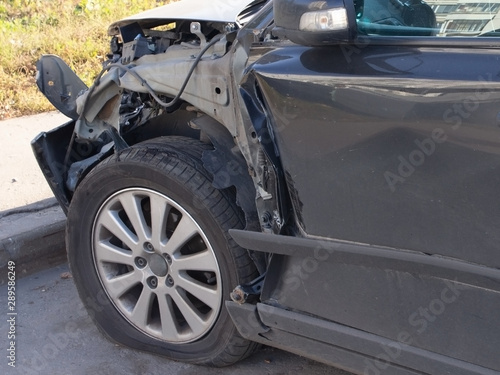 car after an accident © Anna