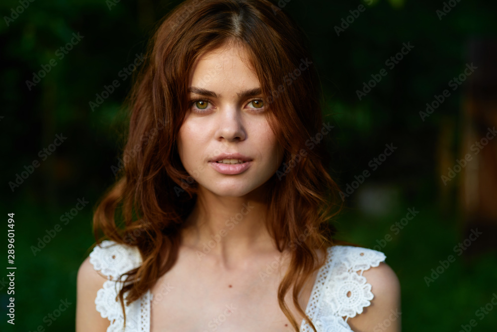 Naklejka premium portrait of woman