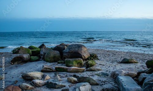 Fényképezés rocks at low tide on beach at Harkness State Park