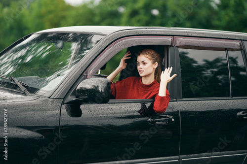 young woman in car © SHOTPRIME STUDIO